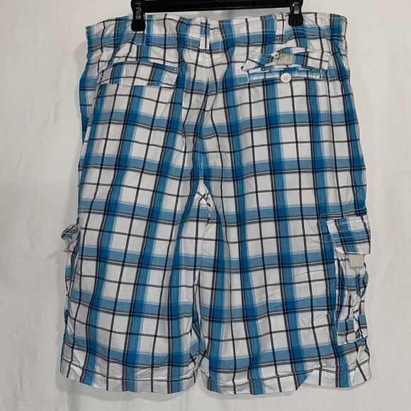 Urban pipeline plaid cargo shorts - Picture 5 of 6